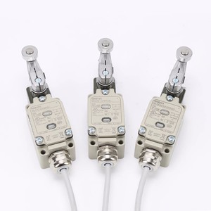 ลิมิตสวิตช์ Omron รุ่น WLCA2-LD-M1JB-N IP20 24V แบบขั้วต่อสกรู สำหรับอุปกรณ์อัตโนมัติ - Product Image 1