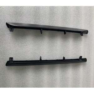 Toyota Camry 2018 SE Garniture centrale inférieure du pare-chocs arrière 52724 06010 30 52723 06010 30 Renfort de rail de pare-chocs - Product Image 2