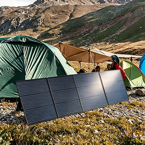Panneau solaire pliable 200W en PET, haute efficacité 23%, cellules monocristallines 182mm pour applications d'alimentation en camping - Product Image 4