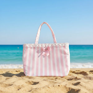 Bolsa <span class=keywords><strong>de</strong></span> Lona Personalizable al por Mayor con Rayas Rosas y Blancas, Lazo y Ribete Festoneado para Viajes - Product Image 2