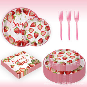 Nouvel ensemble de 4 pièces de fourchette à serviettes en papier jetables pour les décorations de fête inspirées des thèmes hawaïens à la fraise pour les anniversaires - Product Image 6