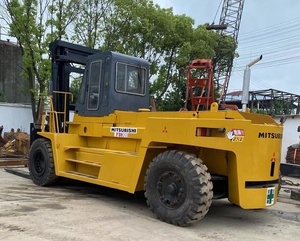 Carretilla elevadora diesel Mitsubishi FD300 usada de alta calidad 30 toneladas Buen rendimiento Precio bajo En stock Shanghai - Product Image 1