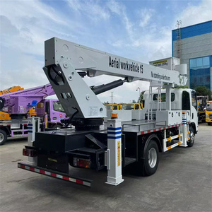 Camion nacelle isolé 1SUZU pour travaux aériens haute tension, idéal pour l'entretien électrique - Product Image 6