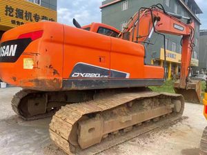 Doosan รถขุดตีนตะขาบ DX220LC-9c มือสอง Doosan 22T รถขุด DX220มือสองที่ทนทาน - Product Image 3