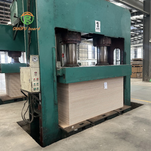 Vietnam de qualité supérieure Style traditionnel Construction Bois Bois Naturel E0 E1 ENF LVL 4x8 Feuille de contreplaqué Bois Bon <span class=keywords><strong>Prix</strong></span> - Product Image 5