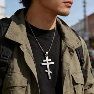 Pendentif Croix Catholique Vintage en Acier Inoxydable, Amulette Chrétienne Tendance, Collier Charme Bijou pour Hommes et Femmes - Product Image 2