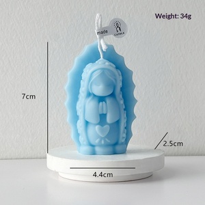 Vela Aromática Artesanal con Forma de Estatua de Madonna Versión Q, Accesorio Creativo para Fotografía y Estatua Decorativa de Pascua - Product Image 6