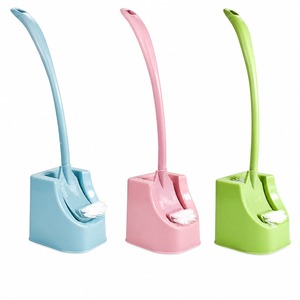 Ensemble de brosses de toilette en plastique avec support, outil de nettoyage à long manche pour salle de bain, en couleurs bleu, rose et vert - Product Image 1