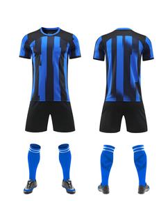 ชุดฟุตบอลชายแบบเรโทรปี 2026 ดีไซน์สั่งทำพิเศษ ผ้าโพลีเอสเตอร์คุณภาพดี ระบายอากาศได้ดี ลายพิมพ์แบบซับลิเมชั่น สำหรับสโมสร - Product Image 5