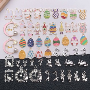 จี้เคลือบสีสันสดใสรูปกระต่าย ไข่ และโนม สำหรับทำเครื่องประดับ ตกแต่งวันอีสเตอร์ โทนสีทอง ทำจากโลหะผสม เหมาะสำหรับงาน DIY และตกแต่งในช่วงเทศกาล - Product Image 3