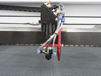 Prix réduit 9060 1390 Machine de gravure et de découpe laser Co2 avec machine laser à lit en nid d'abeille double puissance Reci W2 100W