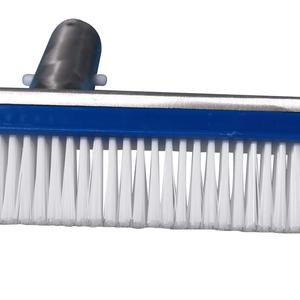 Cepillo de piscina con mango de aluminio de 18 pulgadas, cepillo de pared para piscina, limpiador de alta eficiencia para <span class=keywords><strong>piscinas</strong></span> de <span class=keywords><strong>aguas</strong></span> <span class=keywords><strong>termales</strong></span> de Spa y estanque - Product Image 5