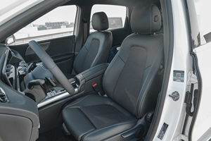 <span class=keywords><strong>Mercedes</strong></span>-<span class=keywords><strong>Benz</strong></span> <span class=keywords><strong>Classe</strong></span> <span class=keywords><strong>B</strong></span> 2020 B180 Euro VI Turbo Berline Pneus R17 Conduite à Gauche Voiture d'occasion Essence Premium Automatique TPMS Vitesse Maximale - Product Image 5