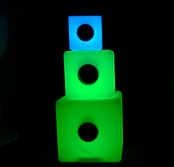 مكبر صوت LED متعدد الألوان (<span class=keywords><strong>16</strong></span> لونًا) مع إضاءة RGB، مصباح طاولة قابل لإعادة الشحن، مصباح موسيقي مضيء للحفلات والمناسبات - Product Image 6