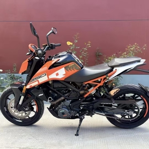 Motocicleta KTM 250 <span class=keywords><strong>Duke</strong></span> de <span class=keywords><strong>Segunda</strong></span> <span class=keywords><strong>Mano</strong></span> con Motor Refrigerado por Líquido, Estilo Street Fighter Ágil - Product Image 3