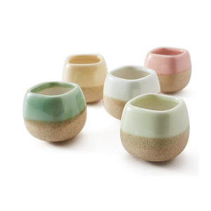 <span class=keywords><strong>Pot</strong></span> <span class=keywords><strong>de</strong></span> plantes succulentes macaron carré en céramique <span class=keywords><strong>petit</strong></span> <span class=keywords><strong>pot</strong></span> <span class=keywords><strong>de</strong></span> <span class=keywords><strong>fleur</strong></span> avec pouce <span class=keywords><strong>de</strong></span> couleur pour l'approvisionnement direct <span class=keywords><strong>de</strong></span> pépinière <span class=keywords><strong>de</strong></span> maison <span class=keywords><strong>de</strong></span> jardin - Product Image 6