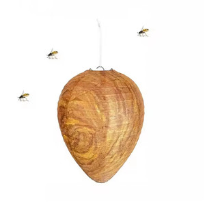 Wholesale Outdoor <b>Garden</b> Yellow Waterproof Lantern Shape Wasp Nests Traps Solid Eco-Friendly Chemical-Free Paper+Iron 3-Year - Product Image 1