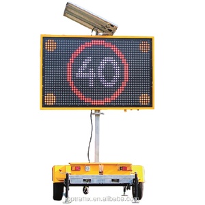 Tiêu Chuẩn Úc Chất Lượng Hàng Đầu Năng Lượng Mặt Trời Powered Thủy Lực Nâng Colourful Tin Nhắn Biến Dấu Hiệu, Colour VMS Bảng - Product Image 3
