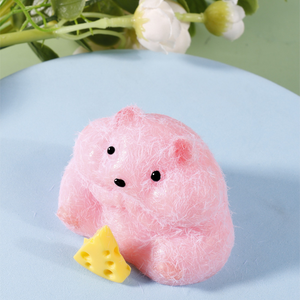 Mini Hamster Amusant Mignon Kawaii en Caoutchouc Extensible Squishy Moelleux Mochi Doux et Pufi pour Soulager le Stress - Product Image 4