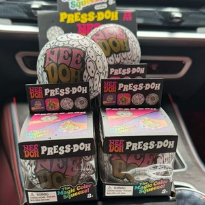 ลูกบอลเปลี่ยนสีได้ ลดความเครียด บีบแล้วเด้งช้า ของเล่นบีบขายส่ง - Product Image 5
