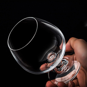 แก้วเบียร์ทรงทิวลิปแบบเบลเยียม สไตล์ลำบิก สำหรับงานปาร์ตี้ในบาร์ พร้อมโลโก้สั่งทำ - Product Image 5