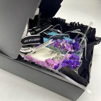 Emballages de luxe pour vêtements, boîtes cadeaux en carton ondulé en stock
