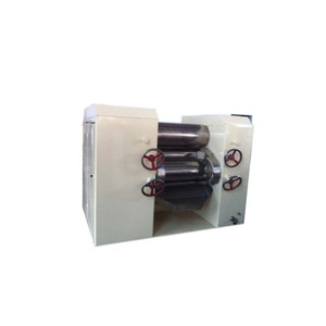 <span class=keywords><strong>Moulin</strong></span> à grains de savon à trois rouleaux pour la fabrication de savon d'hôtel - Product Image 1