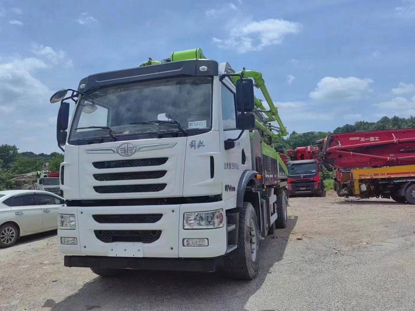 Khung gầm Mercedes-Benz Actros