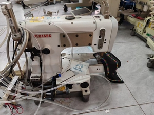 จักรเย็บผ้าอินเตอร์ล็อค Pegasus W664-35B มือสอง เครื่องจักรสำหรับเสื้อผ้า จักรเย็บผ้าแบบเตียงทรงกระบอกมือสอง เครื่องจักรเย็บผ้าอุตสาหกรรมมือสอง - Product Image 2