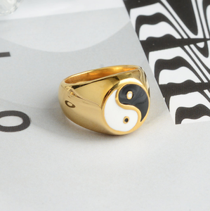 Trendy Yin Yang <strong>Signet</strong> Striped <strong>Signet</strong> <strong>Ring</strong> 18k <strong>Gold</strong> Plated Stainless Steel Chunky Statement Enamel <strong>Ring</strong> for <strong>Ladies</strong> - Product Image 5