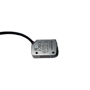 Capteur laser CMOS autonome rectangulaire Keyence LR-ZB250AN avec câble, 250 mm, série LR-Z, capteurs photoélectriques - Product Image 1