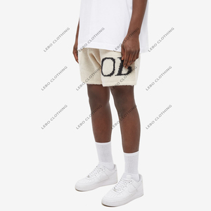 Pantaloncini in maglia pelosa da uomo con logo intarsio personalizzato all'ingrosso della fabbrica - Product Image 2