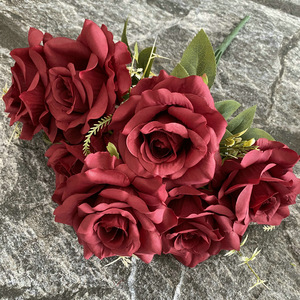 Fleurs artificielles <span class=keywords><strong>de</strong></span> roses faites à la main OBM OEM ODM pour la décoration <span class=keywords><strong>de</strong></span> mariages, d'hôtels, <span class=keywords><strong>de</strong></span> chemins <span class=keywords><strong>de</strong></span> maison et <span class=keywords><strong>de</strong></span> fêtes - Direct Usine - Product Image 1