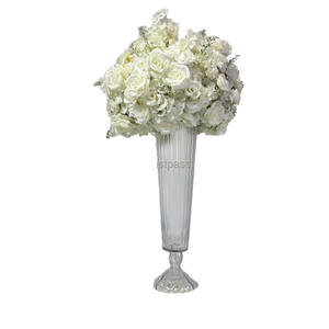 Centro de Mesa de Boda de Lujo de Hormigón de 30 cm de Alto, Florero y Soporte de Alta Calidad para Decoración - Product Image 4