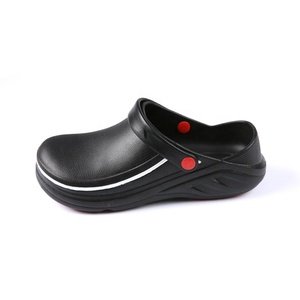 <span class=keywords><strong>Chaussures</strong></span> de chef noires antidérapantes résistantes à l'huile en EVA souple légères et élégantes sans lacets <span class=keywords><strong>pour</strong></span> hommes, idéales <span class=keywords><strong>pour</strong></span> le travail en cuisine - Product Image 3