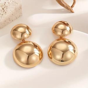Nuevas Joyas de Acero Inoxidable Chapadas en Oro, Pendientes Redondos Grandes de <span class=keywords><strong>Metal</strong></span> Brillante Creativos para Mujer, Venta al por Mayor de Fábrica, Transfronterizo - Product Image 2