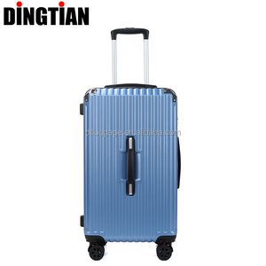 Juego de Maletas Rígidas Extra Ligeras <span class=keywords><strong>con</strong></span> Candado TSA, Compartimento <span class=keywords><strong>para</strong></span> Botella de Agua, 8 <span class=keywords><strong>Ruedas</strong></span> Silenciosas, Material ABS/PC, 3 Piezas, <span class=keywords><strong>para</strong></span> Viajes Familiares - Product Image 3
