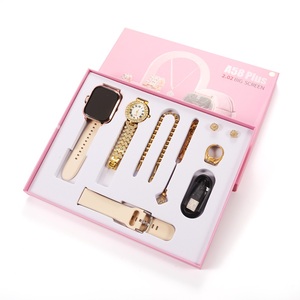 A58plus <span class=keywords><strong>Smartwatch</strong></span> Ladies Golden Quartz Chain Juegos de regalo de lujo Box A39 Mini A60 A61 A58 Plus <span class=keywords><strong>Mujer</strong></span> Reloj inteligente para <span class=keywords><strong>mujer</strong></span> - Product Image 4