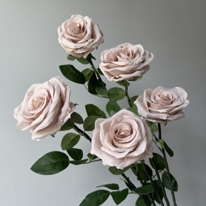 DC081 Bouquet di Rose Artificiali in Seta Rosa Antico, Stelo Singolo, Rose Finte Rosa Nude per Matrimoni, Spose e Decorazioni per la Casa - Product Image 5
