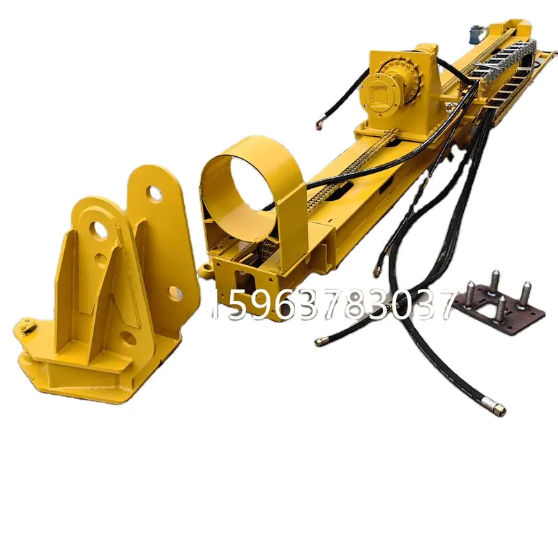 Real shooting excavator to screw drill excavator to pile driver photovoltaic foundation tree pit digging to drill drill