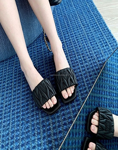 Sandalias Planas con Punta Cuadrada y Diseño Fruncido para Mujer, Sandalias Abiertas de Moda, Cómodas y de Suela Suave para Verano, Playa y Exteriores - Product Image 3