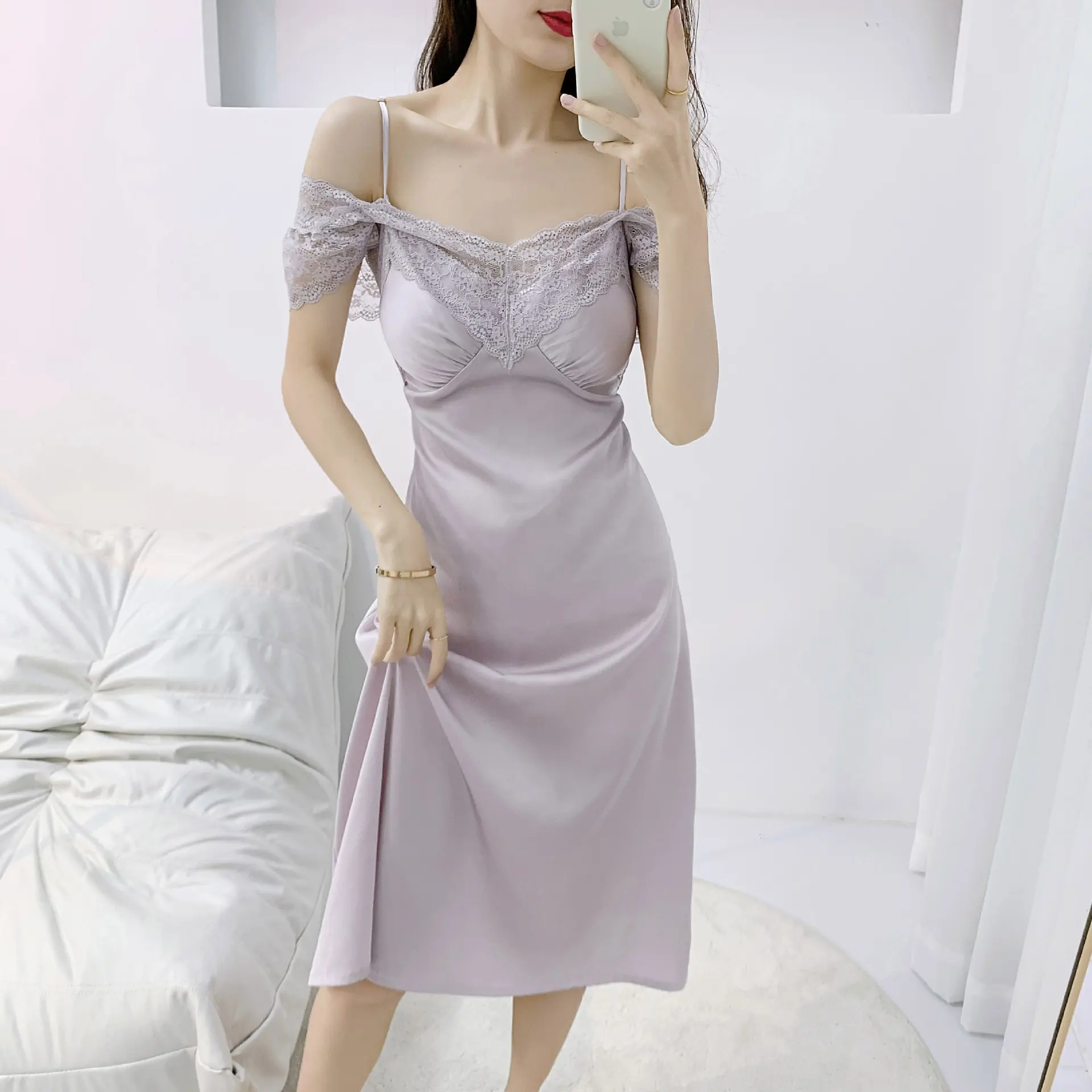 Spaghetti Strap Lace Long Nightgowns Summer Sexy Pajamas Silk Satin Night Dresses for Woman