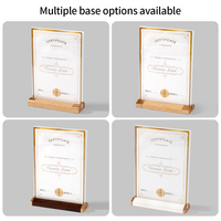 Support de menu publicitaire en acrylique transparent en forme de T, personnalisé en usine, avec base en bois de noyer
