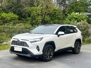 Carros de herramientas usados Coches baratos R AV4 2023 - Product Image 3