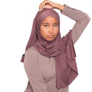 En gros <span class=keywords><strong>De</strong></span> Mode Maldives Malaisie Tudung Dubaï Croix Sangle Avant Musulman Coton <span class=keywords><strong>Jersey</strong></span> Hijab Écharpe Instant Châles - Product Image 1