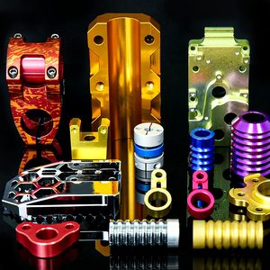 Nhà Máy Giá CNC Phụ tùng xe máy nhà máy nhôm gia công Anodized Bộ phía sau phần mở rộng đo tấm và kéo trở lại risers - Product Image 1