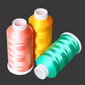 Milieuvriendelijke Computergestuurde Polyester Gloeidraad 100% 5000M Wt60 75d/3 120d/2 Industriële Borduurgaren Voor Borduurmachine