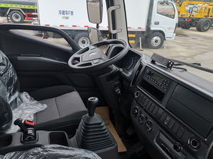 Japon célèbre marque isuzu npr 700p 20ft 5T fourgon réfrigéré camions - Product Image 5