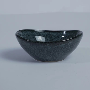 Agung Keramik Japandi Designer Glaçure réactive Plats en céramique faits à la main Bols de service Glaçure brillante Petit bol à sauce Modèle D-1582S - Product Image 1