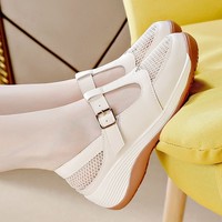 Sabots sportifs à plateforme populaires pour femmes, nouvelle collection été 2026, chaussures polyvalentes pour mamans avec semelles souples et confortables